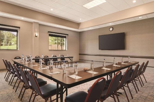 Country Inn & Suites by Radisson Grand Rapids East MI - image 27
