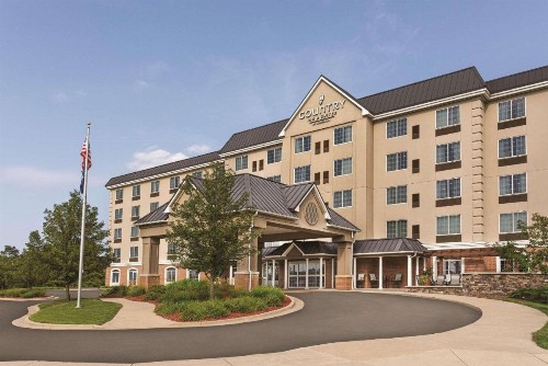 Country Inn & Suites by Radisson Grand Rapids East MI - image 3