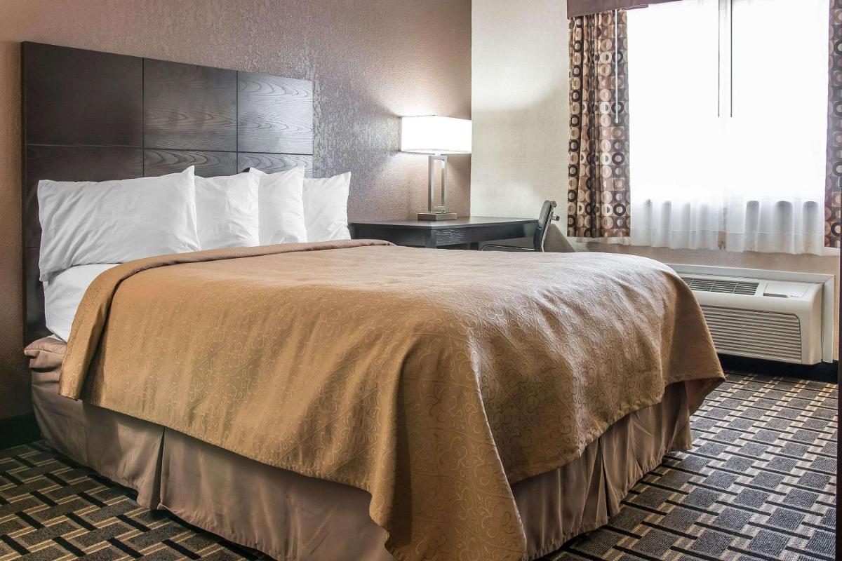 Quality Inn Grand Rapids South-Byron Center - main image