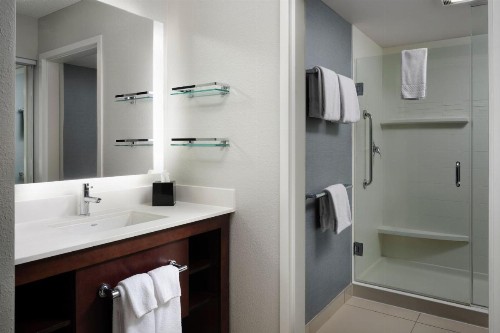 Residence Inn by Marriott Grand Rapids Airport - image 14
