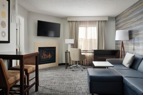 Residence Inn by Marriott Grand Rapids Airport - image 5