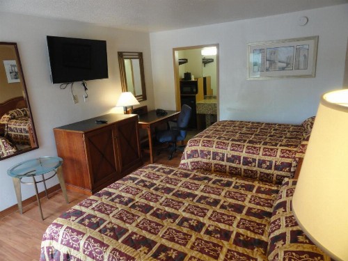 Grand Rapids Inn - image 26