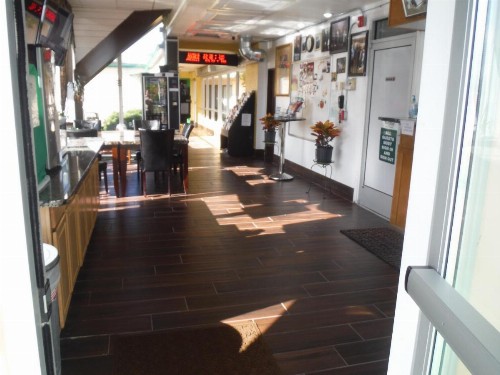 Budgetel Inn & Suites Hotel - image 28