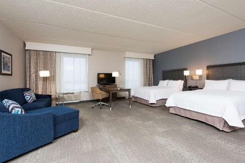 Hampton Inn & Suites Grand Rapids Downtown - image 22