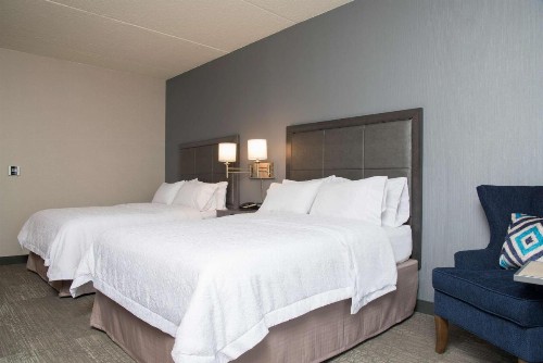 Hampton Inn & Suites Grand Rapids Downtown - image 23