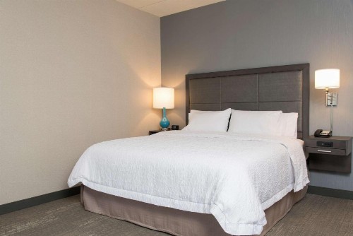 Hampton Inn & Suites Grand Rapids Downtown - image 32