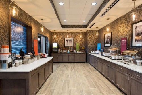 Hampton Inn & Suites Grand Rapids Downtown - image 36