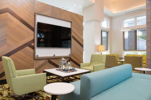 Hilton Garden Inn Grand Rapids East - image 25