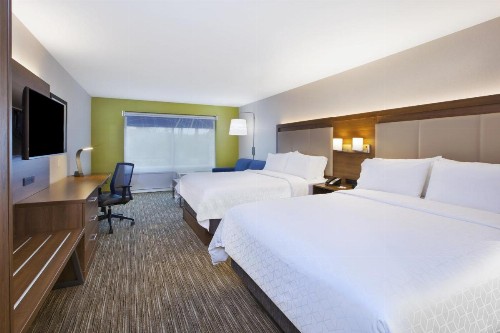 Holiday Inn Express & Suites Grand Rapids Airport North an IHG Hotel - image 25