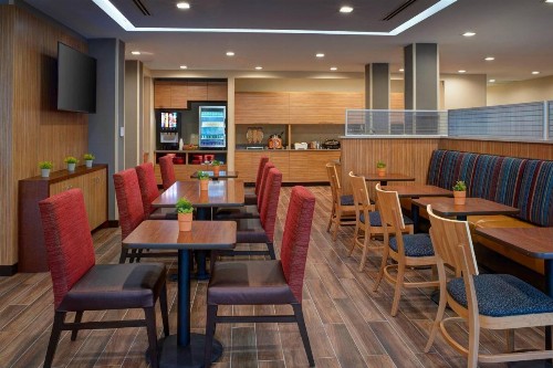 TownePlace Suites by Marriott Grand Rapids Airport - image 18