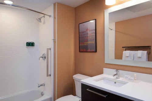 TownePlace Suites by Marriott Grand Rapids Airport - image 5
