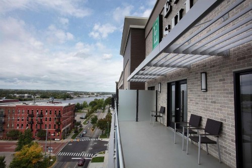Embassy Suites By Hilton Grand Rapids Downtown - image 15