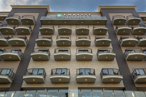 Embassy Suites By Hilton Grand Rapids Downtown - image 45