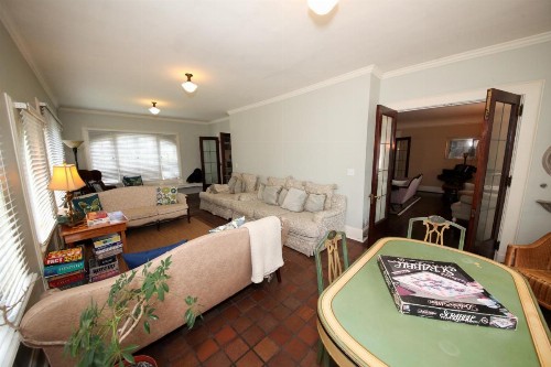 Leonard at Logan House - image 13