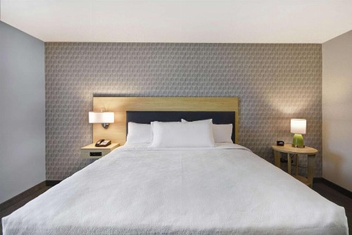 Home2 Suites By Hilton Grand Rapids North - image 30