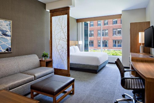 Hyatt Place Grand Rapids Downtown - image 9