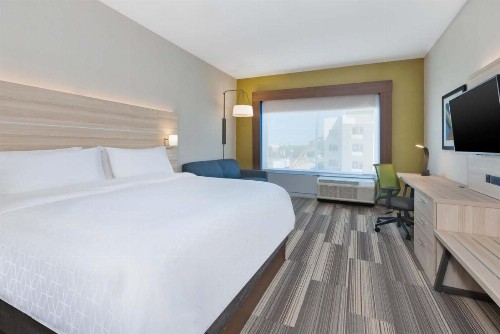 Holiday Inn Express & Suites - Grand Rapids Airport - South an IHG Hotel - image 15