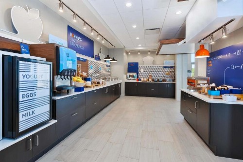 Holiday Inn Express & Suites - Grand Rapids Airport - South an IHG Hotel - image 38