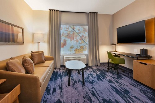 Fairfield by Marriott Inn & Suites Grand Rapids North - image 10