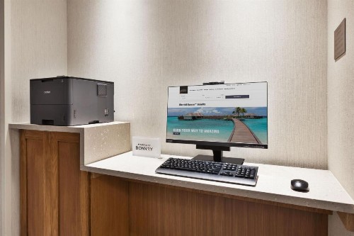 Fairfield by Marriott Inn & Suites Grand Rapids North - image 12
