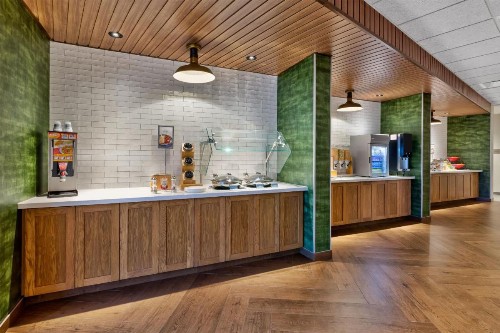 Fairfield by Marriott Inn & Suites Grand Rapids North - image 13