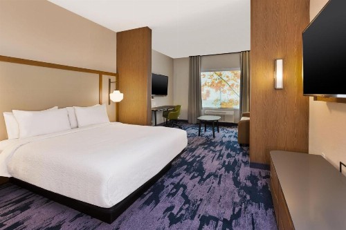 Fairfield by Marriott Inn & Suites Grand Rapids North - image 15