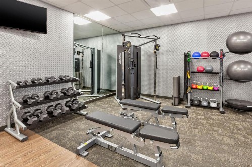 Fairfield by Marriott Inn & Suites Grand Rapids North - image 17