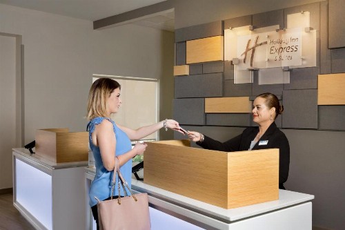 Holiday Inn Express & Suites - McAllen - Medical Center Area an IHG Hotel - image 11