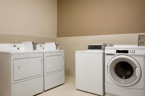 Holiday Inn Express & Suites - McAllen - Medical Center Area an IHG Hotel - image 13