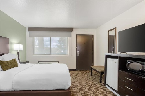 Best Western Gold Country Inn - image 12