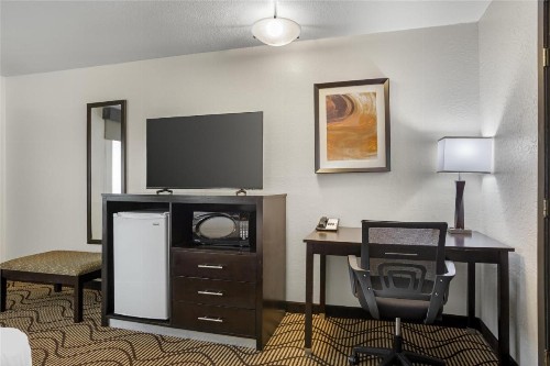 Best Western Gold Country Inn - image 13
