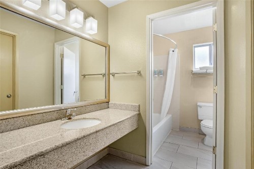 Best Western Gold Country Inn - image 37