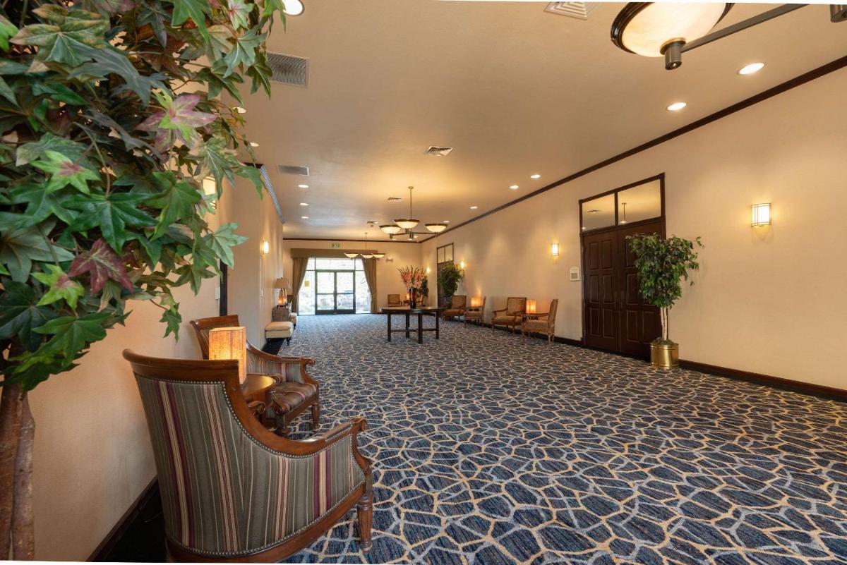 Gold Miners Inn Ascend Hotel Collection - image 6