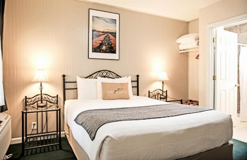 Sierra Mountain Inn - image 48