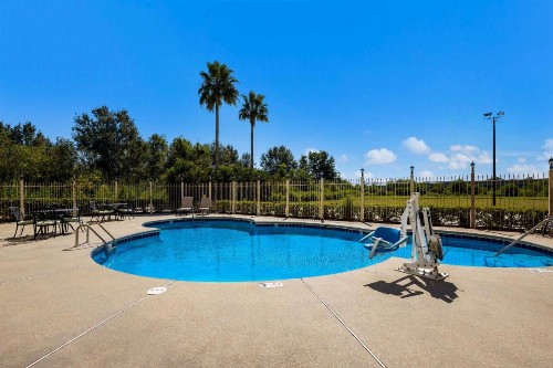 Best Western Plus Houma Inn - image 17
