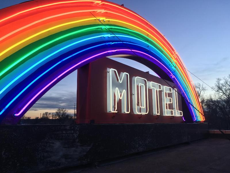 Rainbow Motel - main image