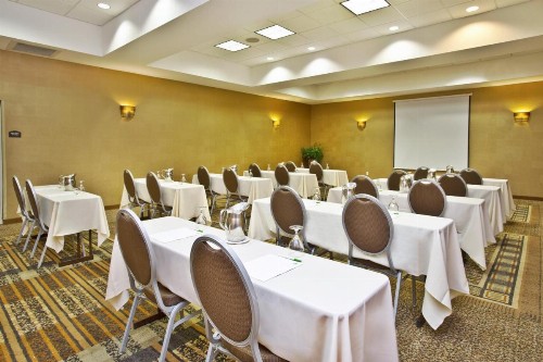 Holiday Inn Green Bay - Stadium an IHG Hotel - image 22