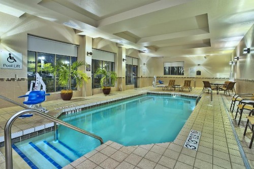 Holiday Inn Green Bay - Stadium an IHG Hotel - image 9