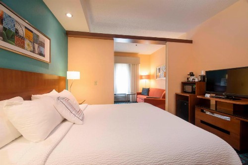 Fairfield Inn Green Bay Southwest - image 17
