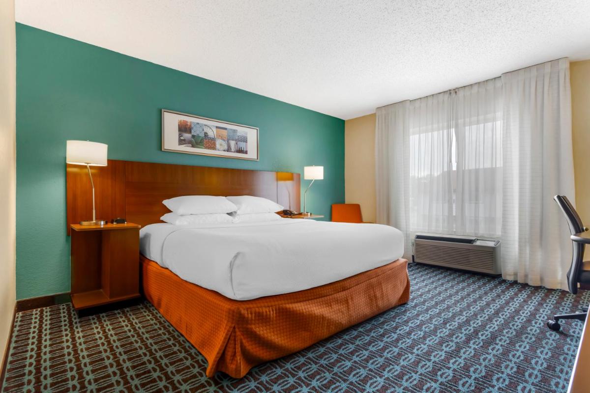 Fairfield Inn Green Bay Southwest - image 3