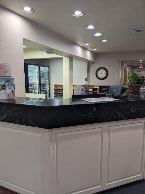 Hawthorn Suites Green Bay - image 35