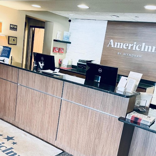 AmericInn by Wyndham Green Bay East - image 27