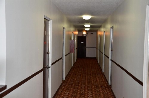Village Inn Green Bay - image 6