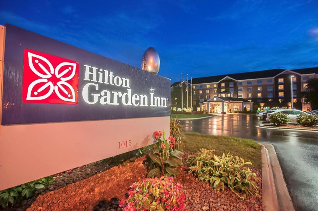 Hilton Garden Inn Green Bay - main image