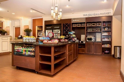 Hilton Garden Inn Green Bay - image 14