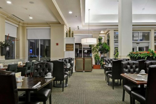 Hilton Garden Inn Green Bay - image 15