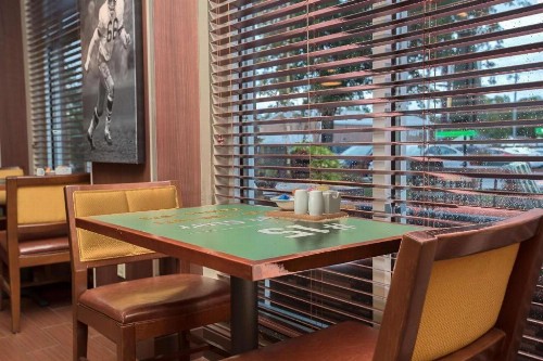 Hilton Garden Inn Green Bay - image 28