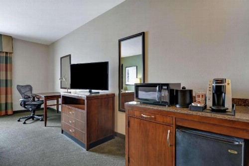 Hilton Garden Inn Green Bay - image 34