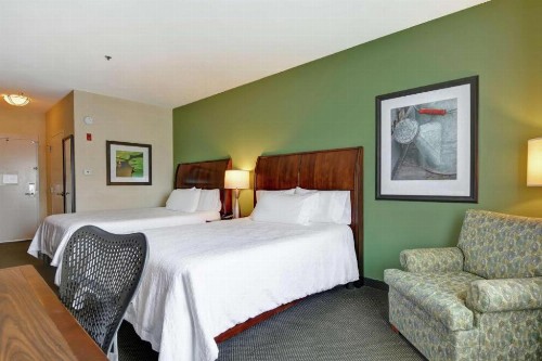 Hilton Garden Inn Green Bay - image 37