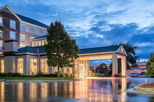 Hilton Garden Inn Green Bay - image 8